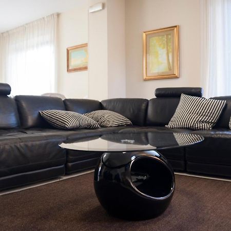 מרינה די פיאטרסנטה Hotel Gemma Del Mare מראה חיצוני תמונה
