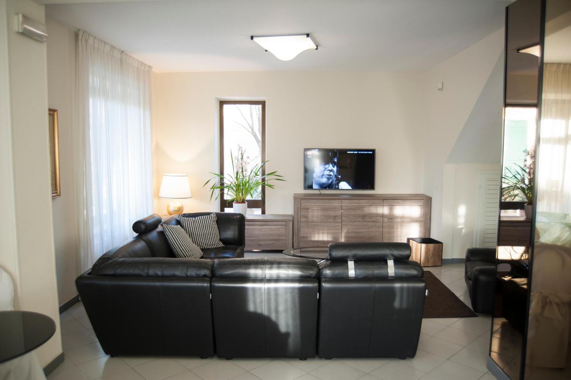 מרינה די פיאטרסנטה Hotel Gemma Del Mare מראה חיצוני תמונה