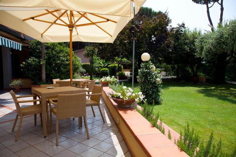 מרינה די פיאטרסנטה Hotel Gemma Del Mare מראה חיצוני תמונה