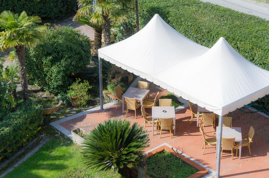 מרינה די פיאטרסנטה Hotel Gemma Del Mare מראה חיצוני תמונה